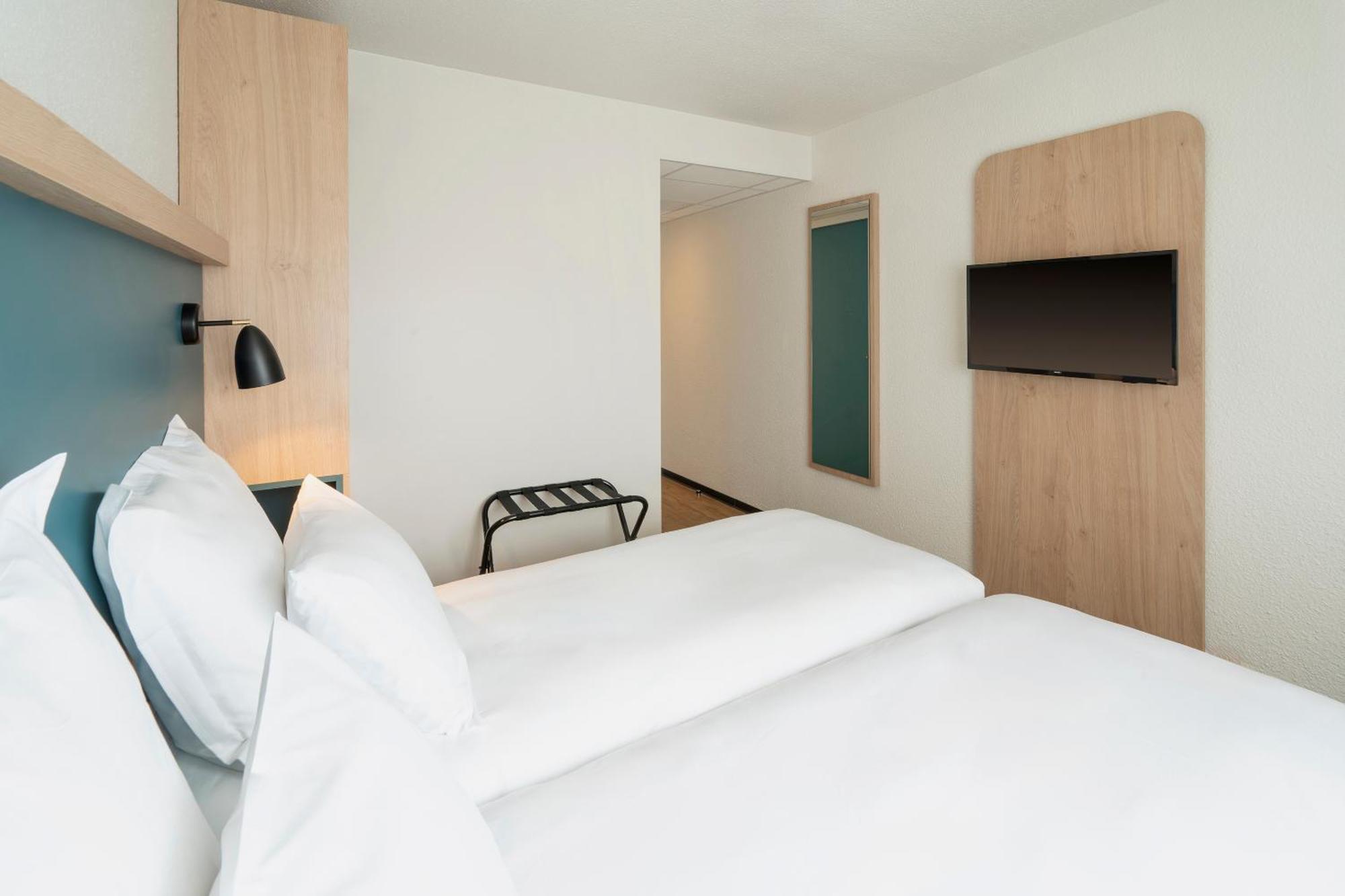Le Carline, Sure Hotel Collection By Best Western Caen Bagian luar foto